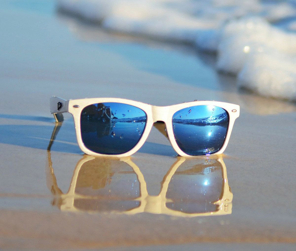 Sunglasses for beach | Wayfarer sunglasses, Sunglasses, Beach sunglasses