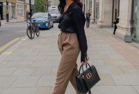 2024 business outfits for women: chic, professional & trendy styles